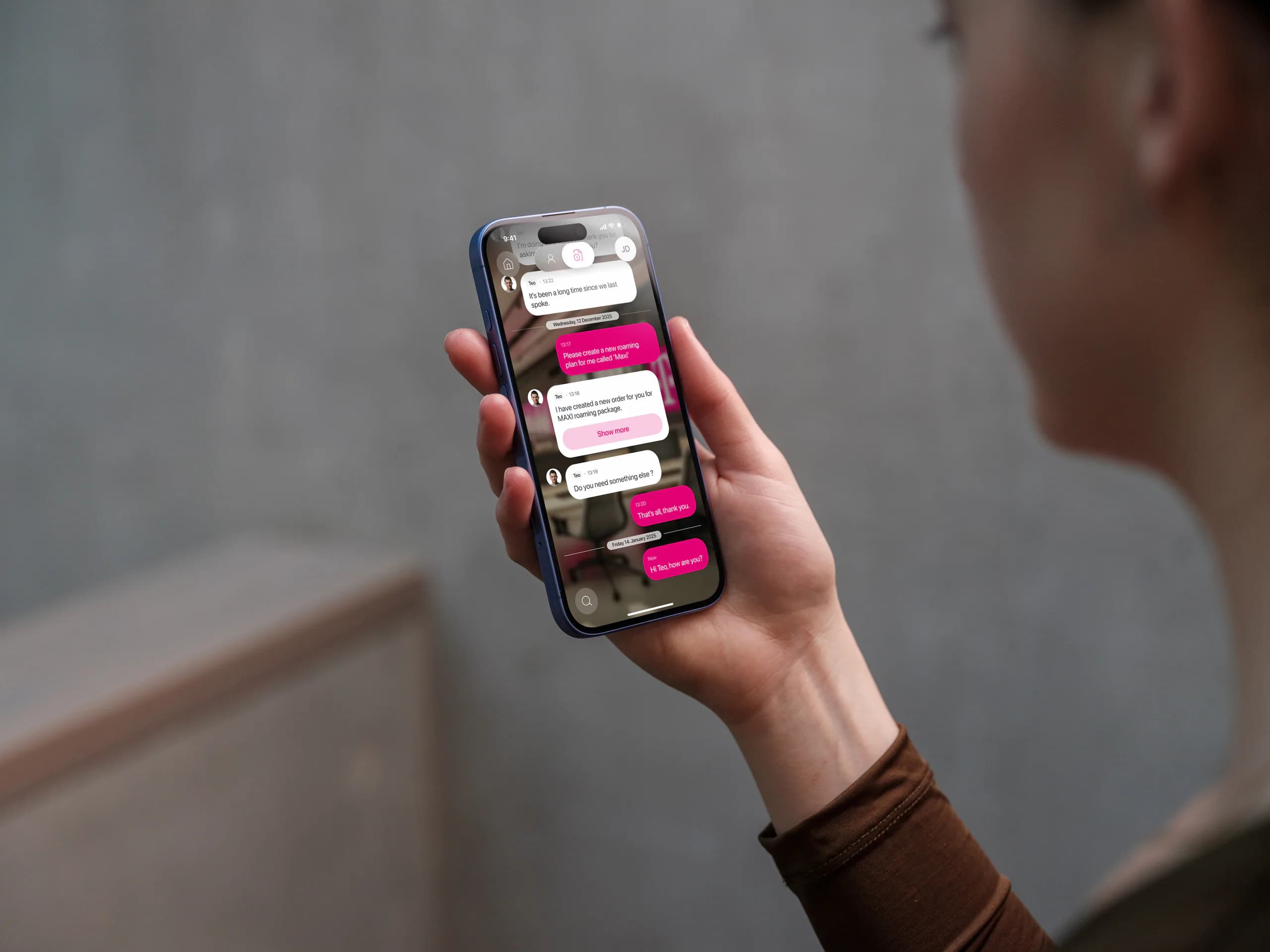 T-Mobile assistant chat experience on iPhone